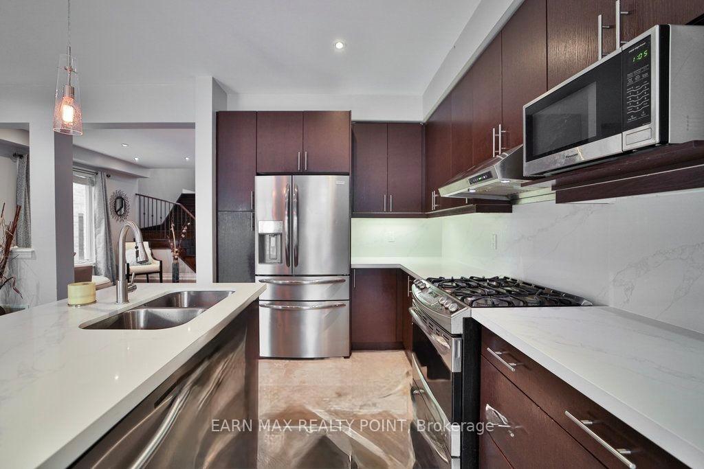 Photo 5 of Unit (UPPER), 64 Andretti Crescent, Brampton, Credit Valley — HOMEH