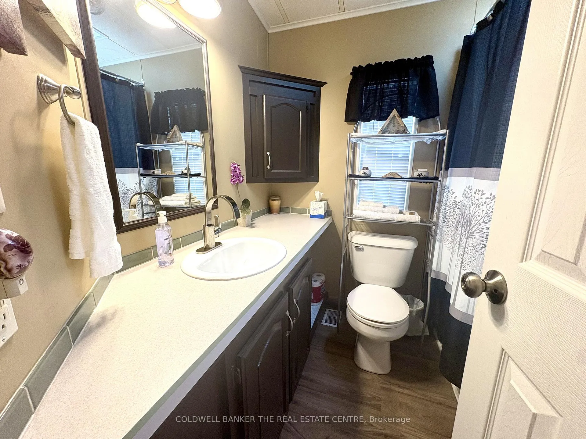 Photo 11 of 70 Topaz Street, Wasaga Beach — HOMEH