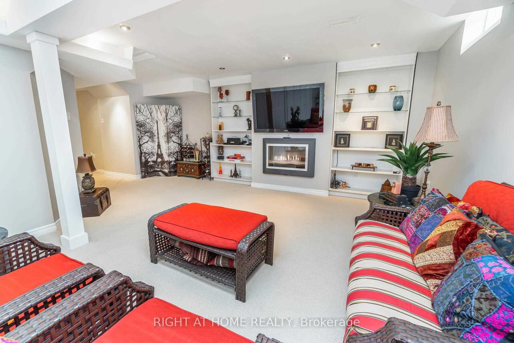 Photo 27 of 44 Echoridge Drive, Brampton, Northwest Brampton — HOMEH