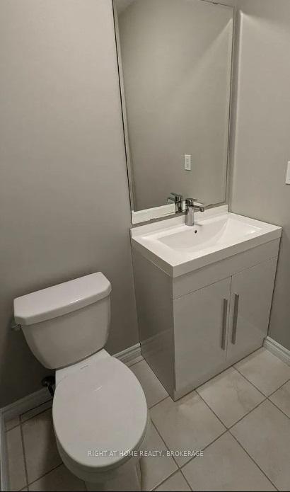 Photo 10 of 104 Bonnie Braes Drive, Brampton, Credit Valley — HOMEH