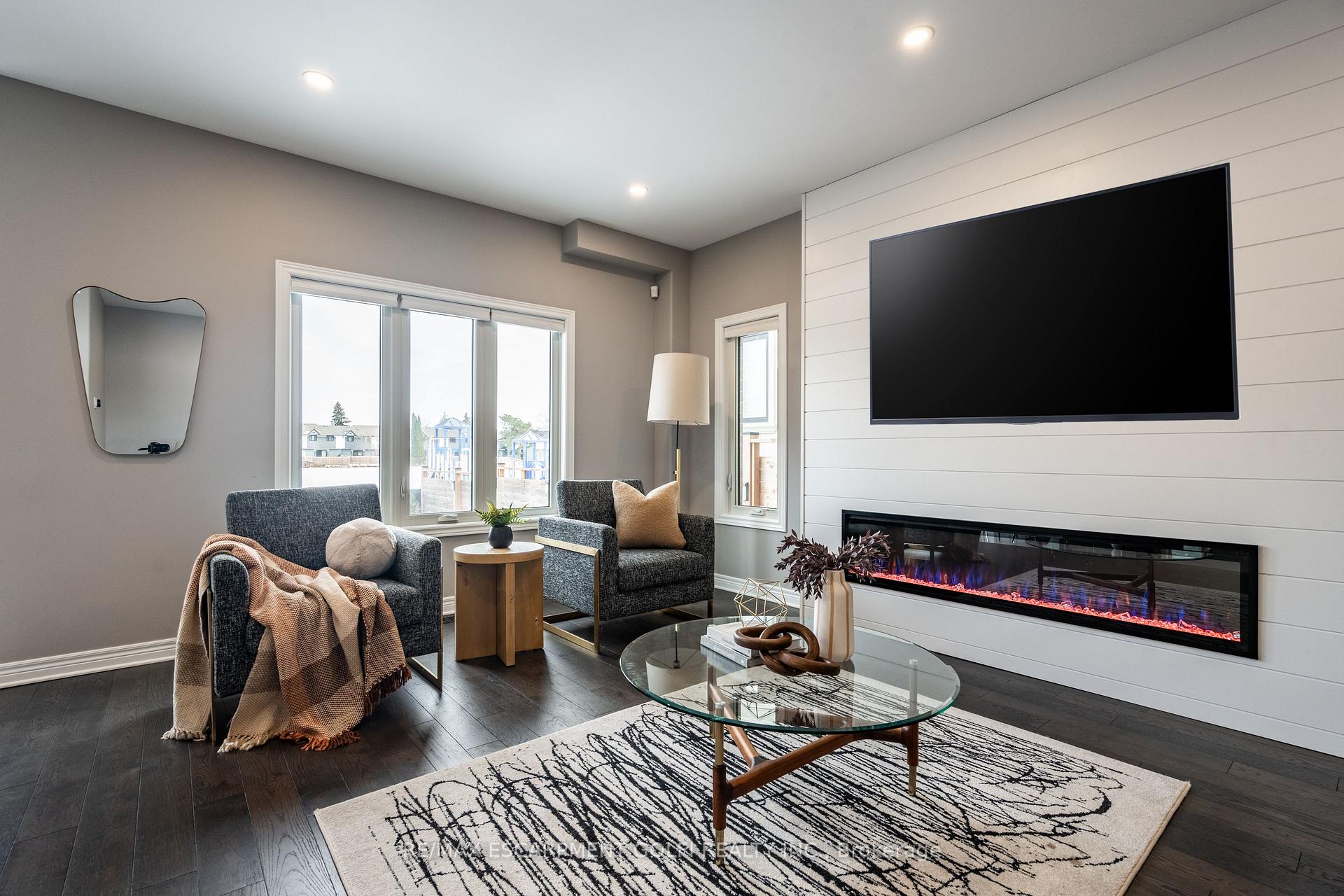 Photo 15 of 48 Berkshire Drive, St. Catharines, Carlton/Bunting — HOMEH