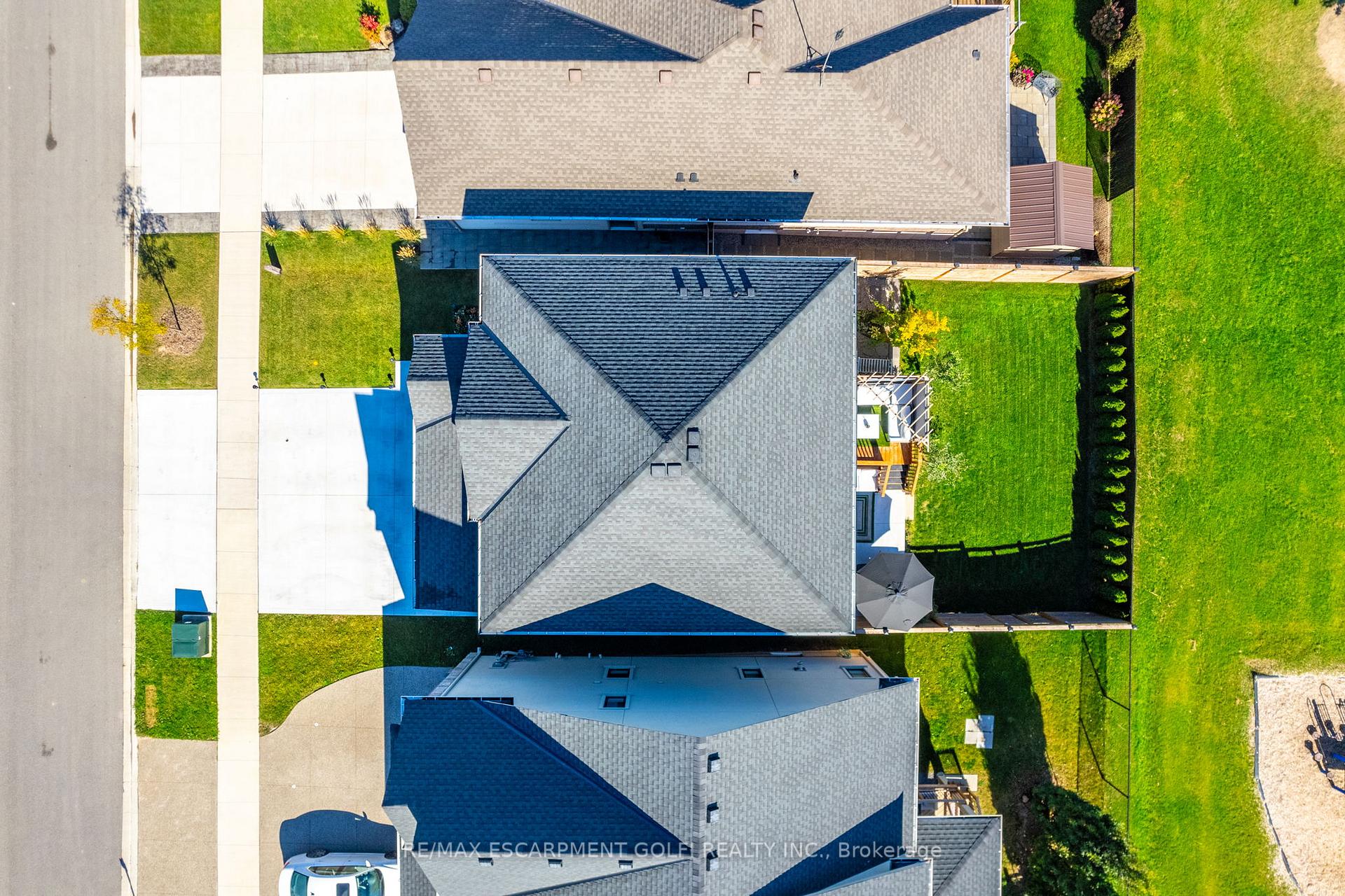 Photo 37 of 48 Berkshire Drive, St. Catharines, Carlton/Bunting — HOMEH