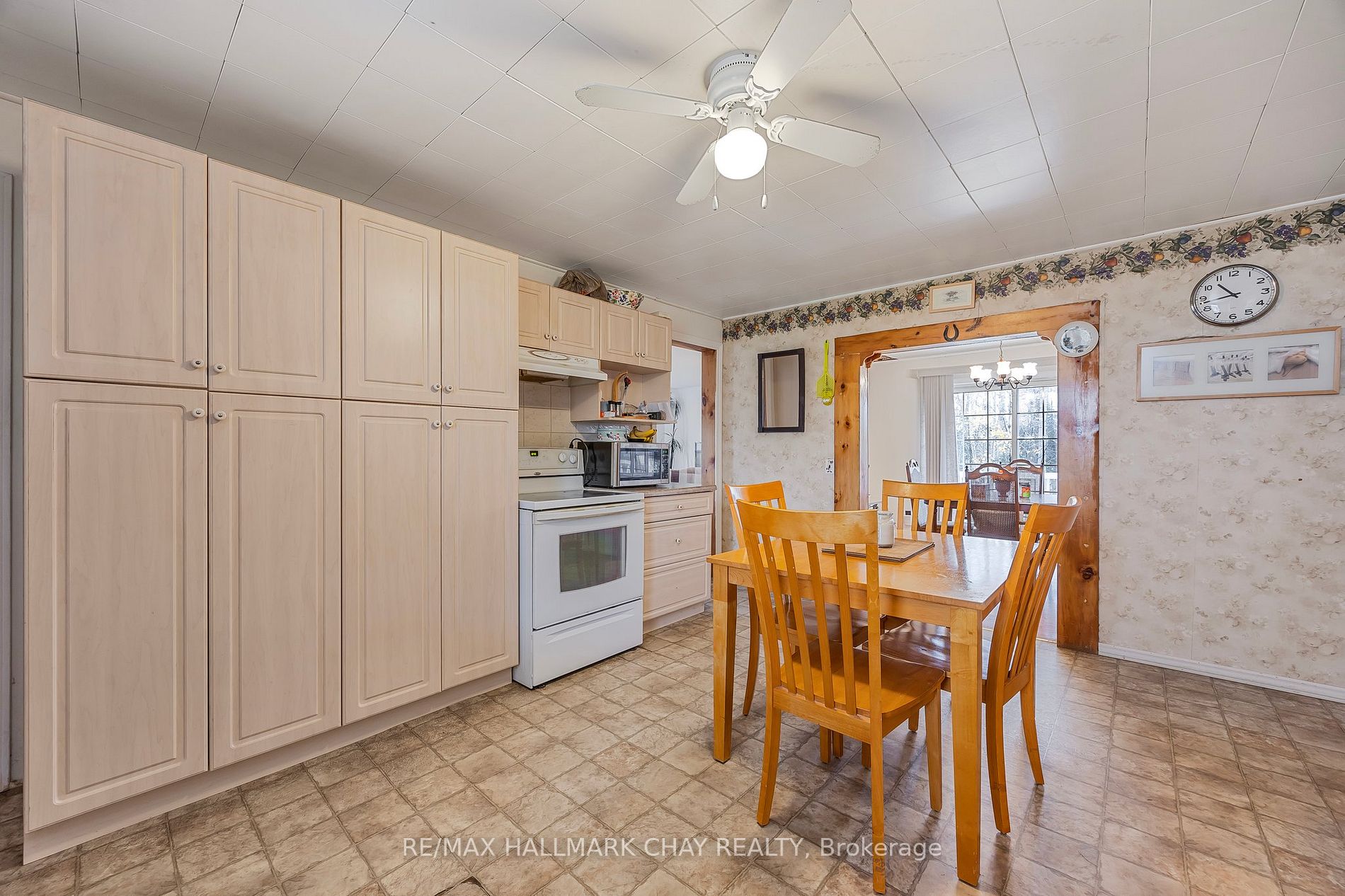Photo 9 of 5403 A Hwy 124, Magnetawan, Ahmic Harbour — HOMEH