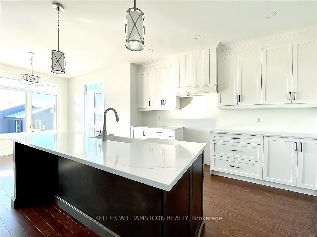 Photo 9 of 754 Meadowridge Circle, Ottawa, Carp — HOMEH