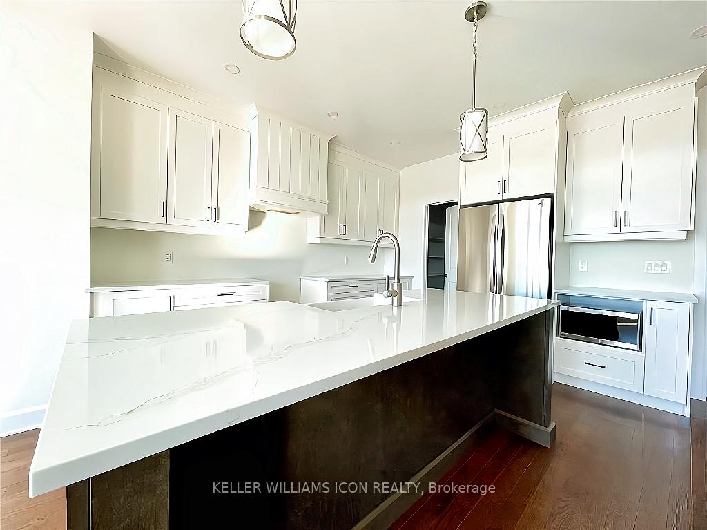 Photo 12 of 754 Meadowridge Circle, Ottawa, Carp — HOMEH