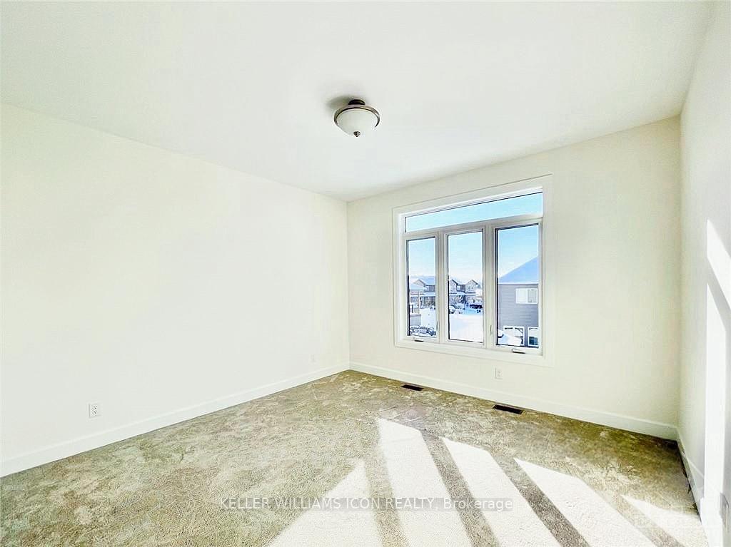 Photo 18 of 754 Meadowridge Circle, Ottawa, Carp — HOMEH