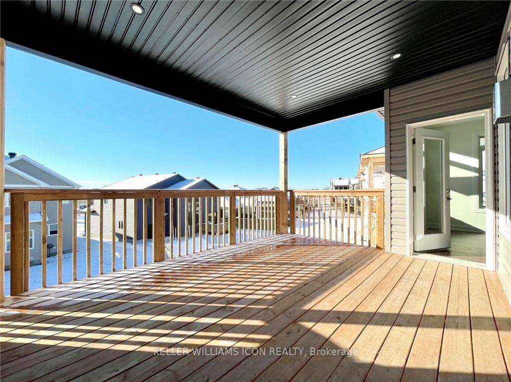 Photo 23 of 754 Meadowridge Circle, Ottawa, Carp — HOMEH