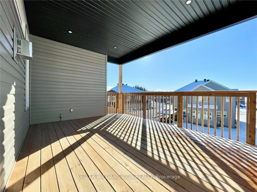 Photo 29 of 754 Meadowridge Circle, Ottawa, Carp — HOMEH