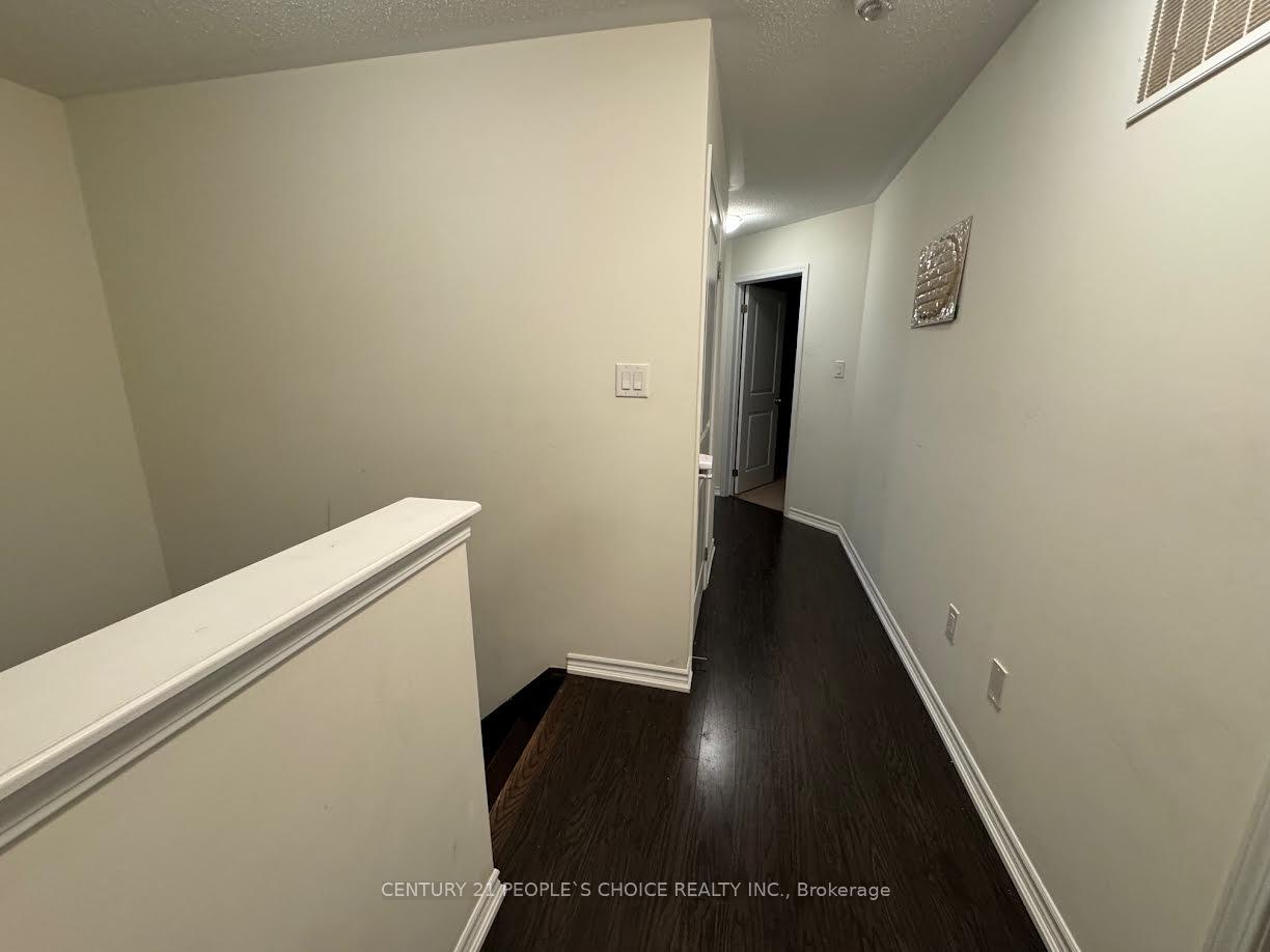 Photo 9 of 74 Quillberry Close, Brampton, Northwest Brampton — HOMEH
