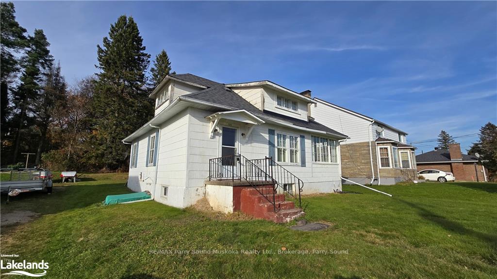 Photo 4 of 155 Huston St Street, Burk's Falls — HOMEH