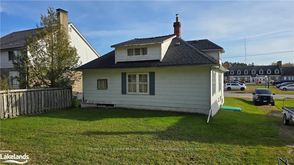 Photo 6 of 155 Huston St Street, Burk's Falls — HOMEH