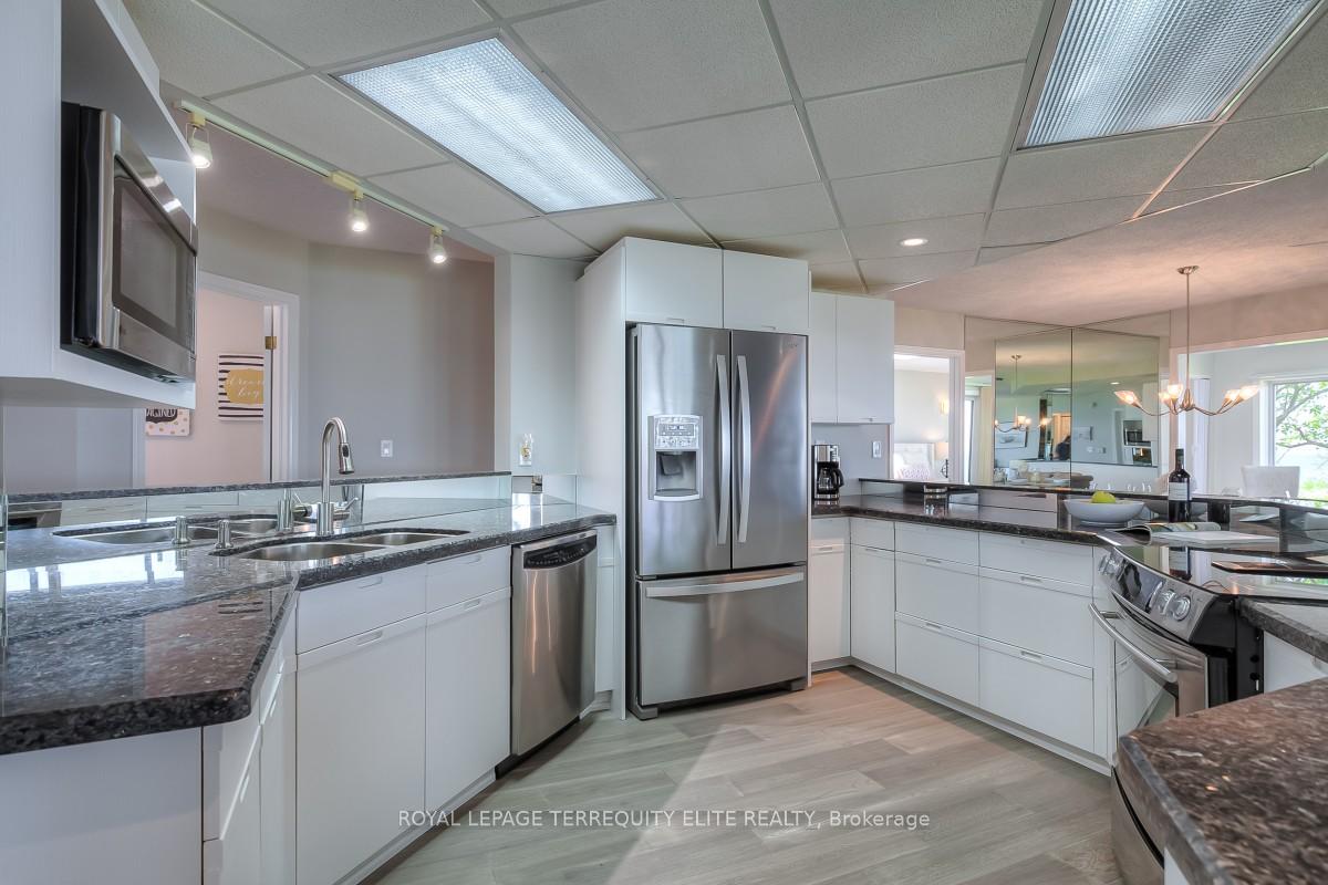 Photo 10 of 40 Ontoro Boulevard, Ajax, South East — HOMEH