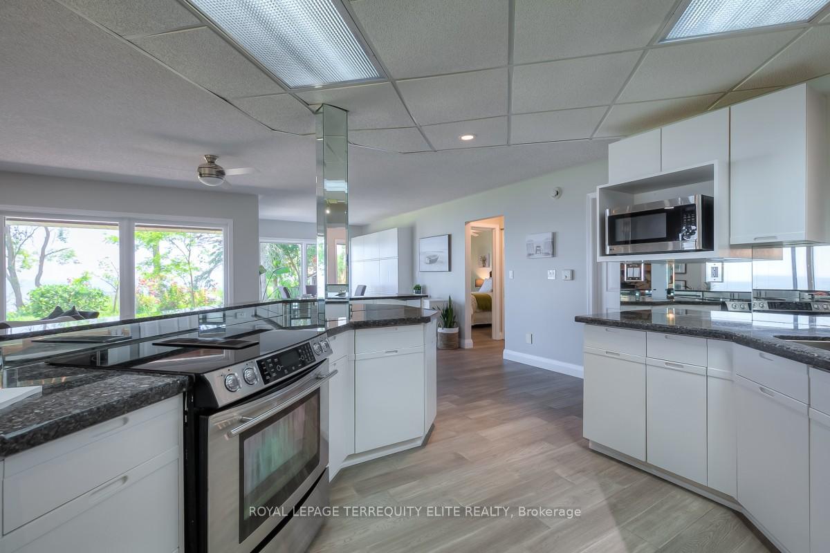 Photo 12 of 40 Ontoro Boulevard, Ajax, South East — HOMEH