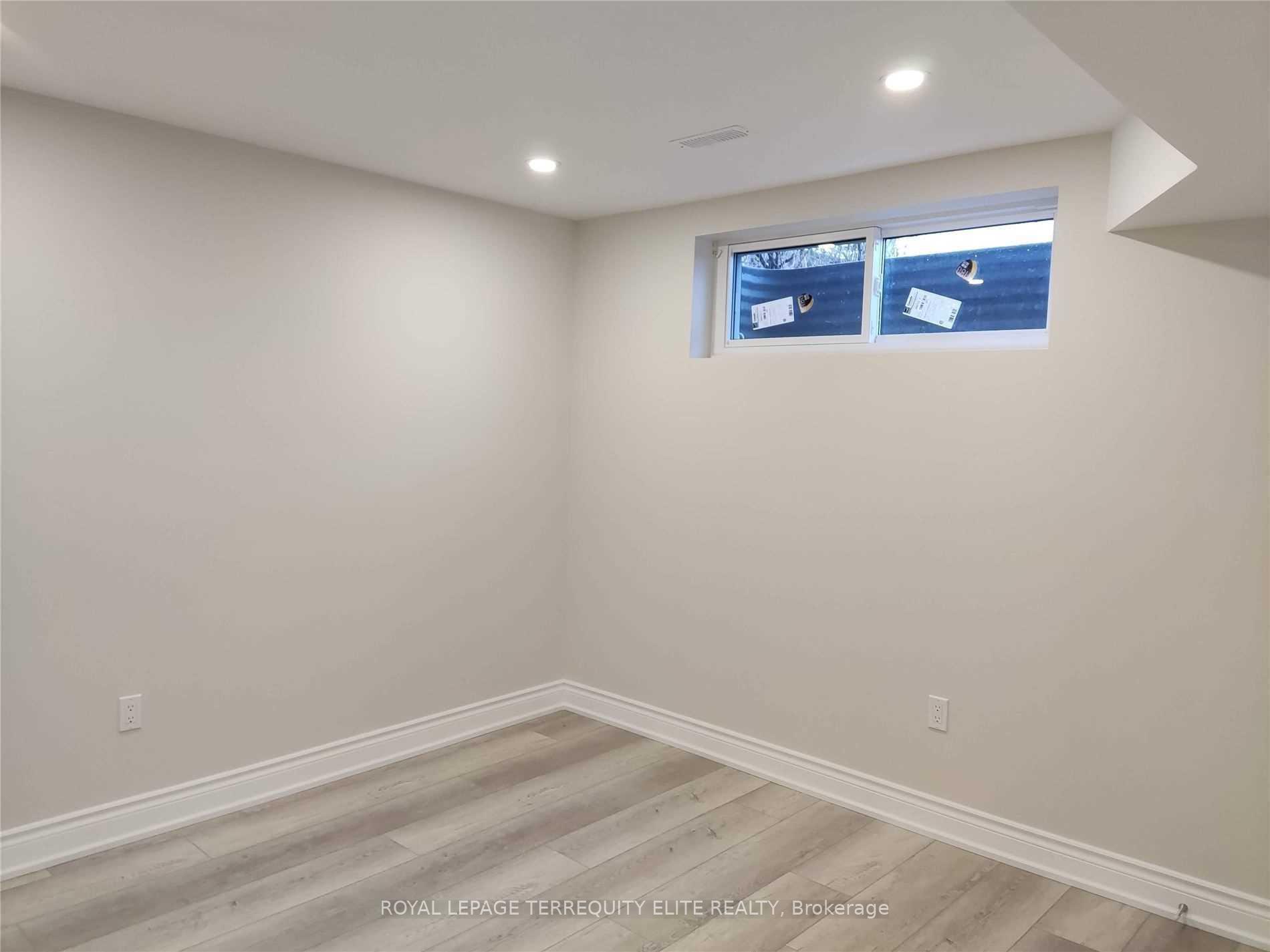 Photo 30 of 40 Ontoro Boulevard, Ajax, South East — HOMEH