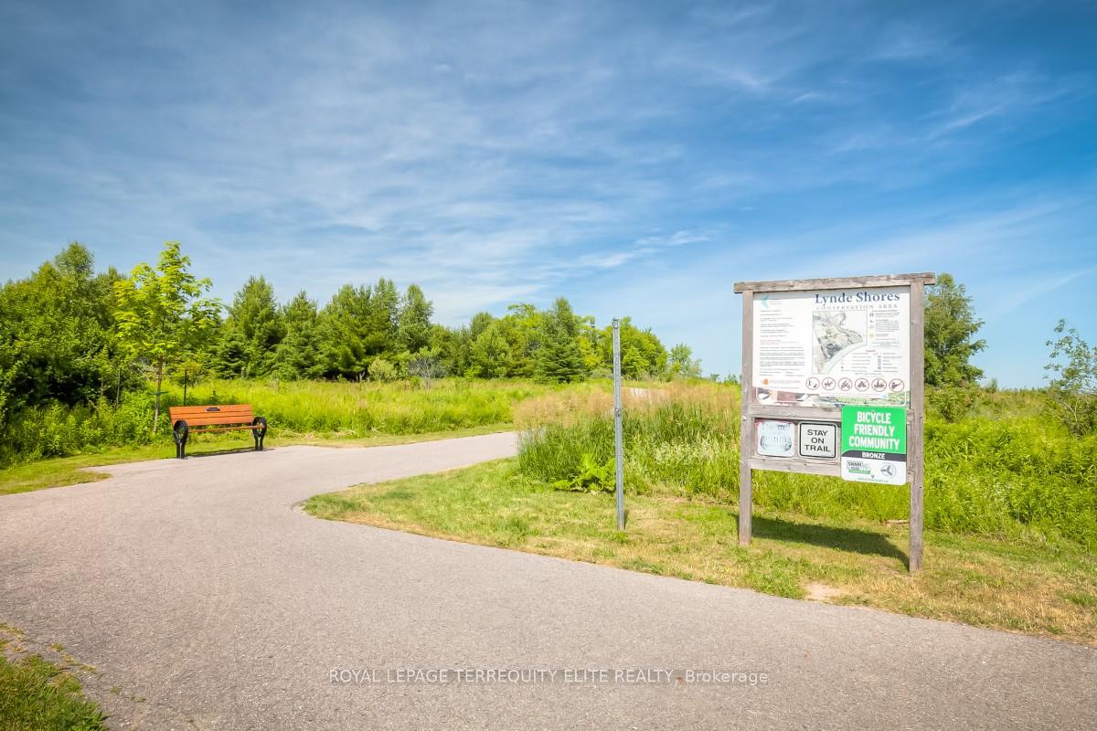 Photo 42 of 40 Ontoro Boulevard, Ajax, South East — HOMEH