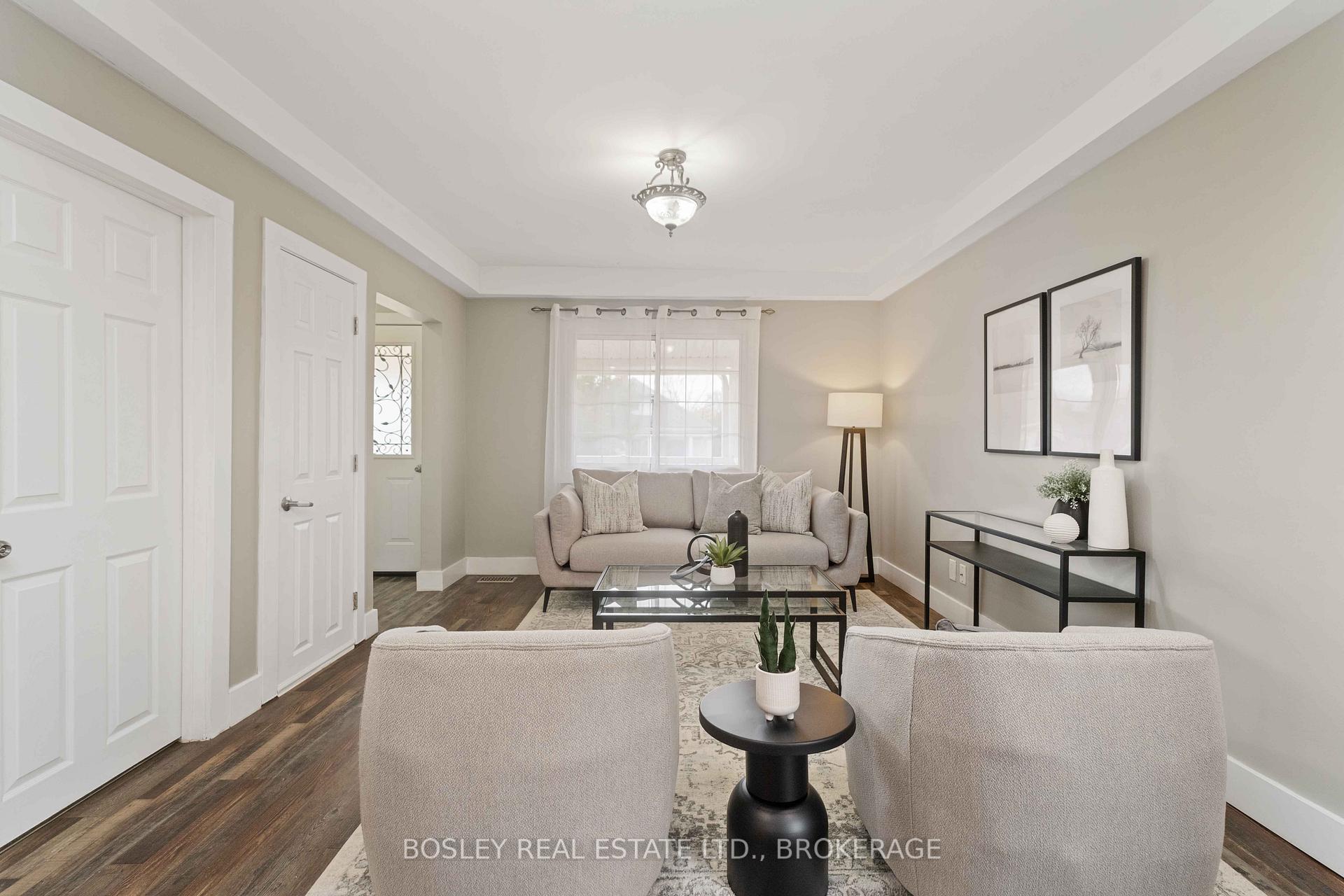 Photo 6 of 13 Herrick Avenue, St. Catharines, E. Chester — HOMEH