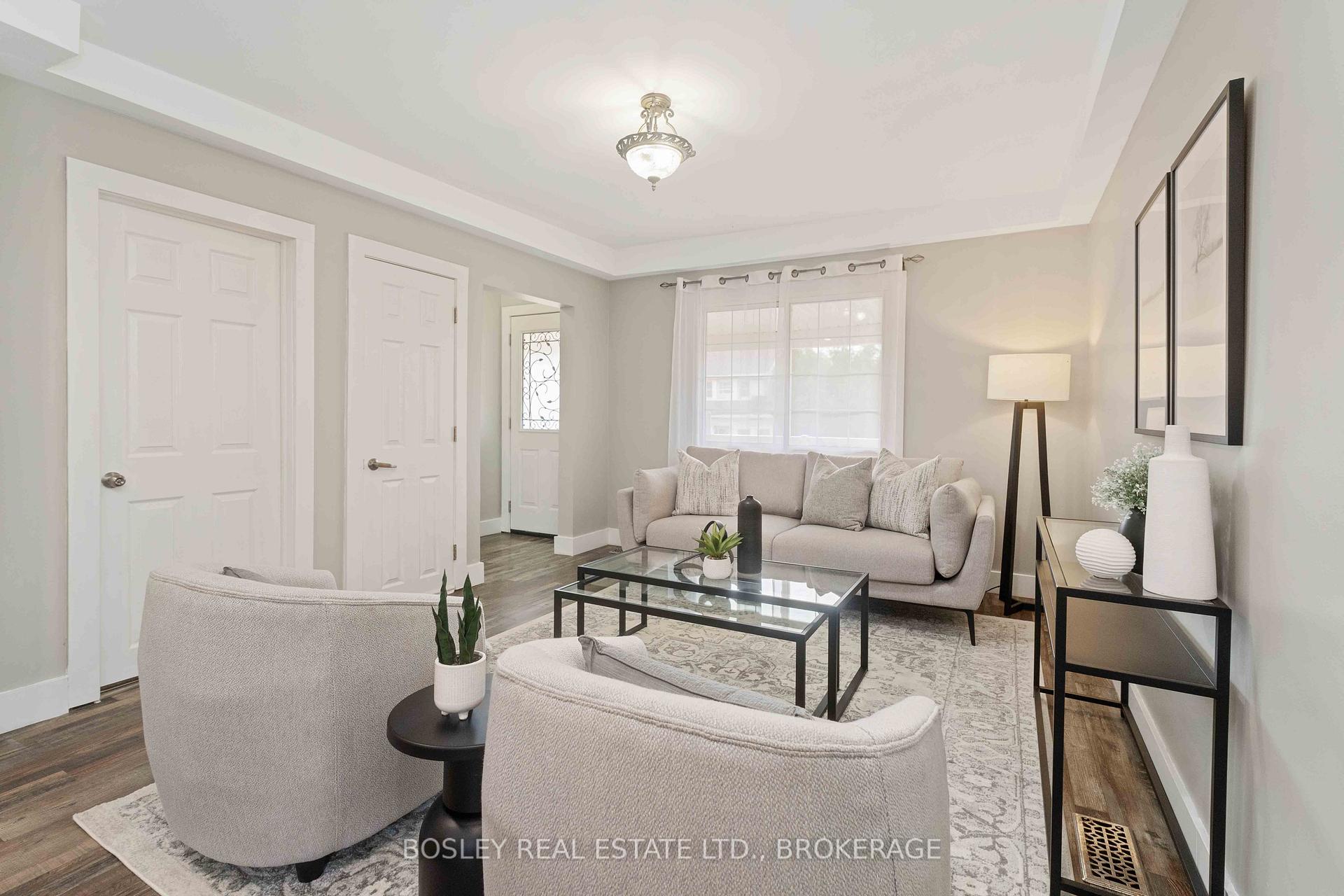 Photo 7 of 13 Herrick Avenue, St. Catharines, E. Chester — HOMEH