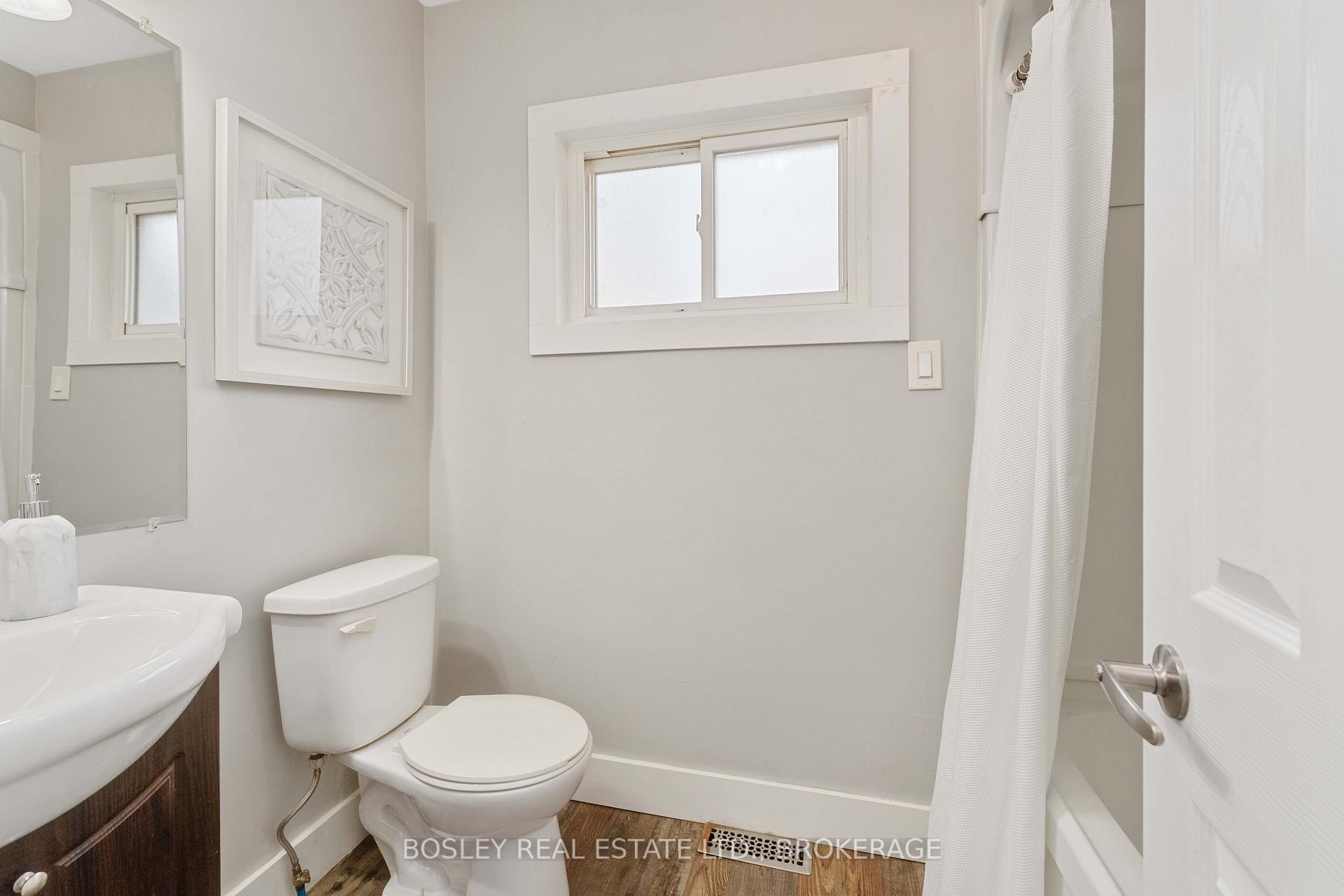 Photo 19 of 13 Herrick Avenue, St. Catharines, E. Chester — HOMEH