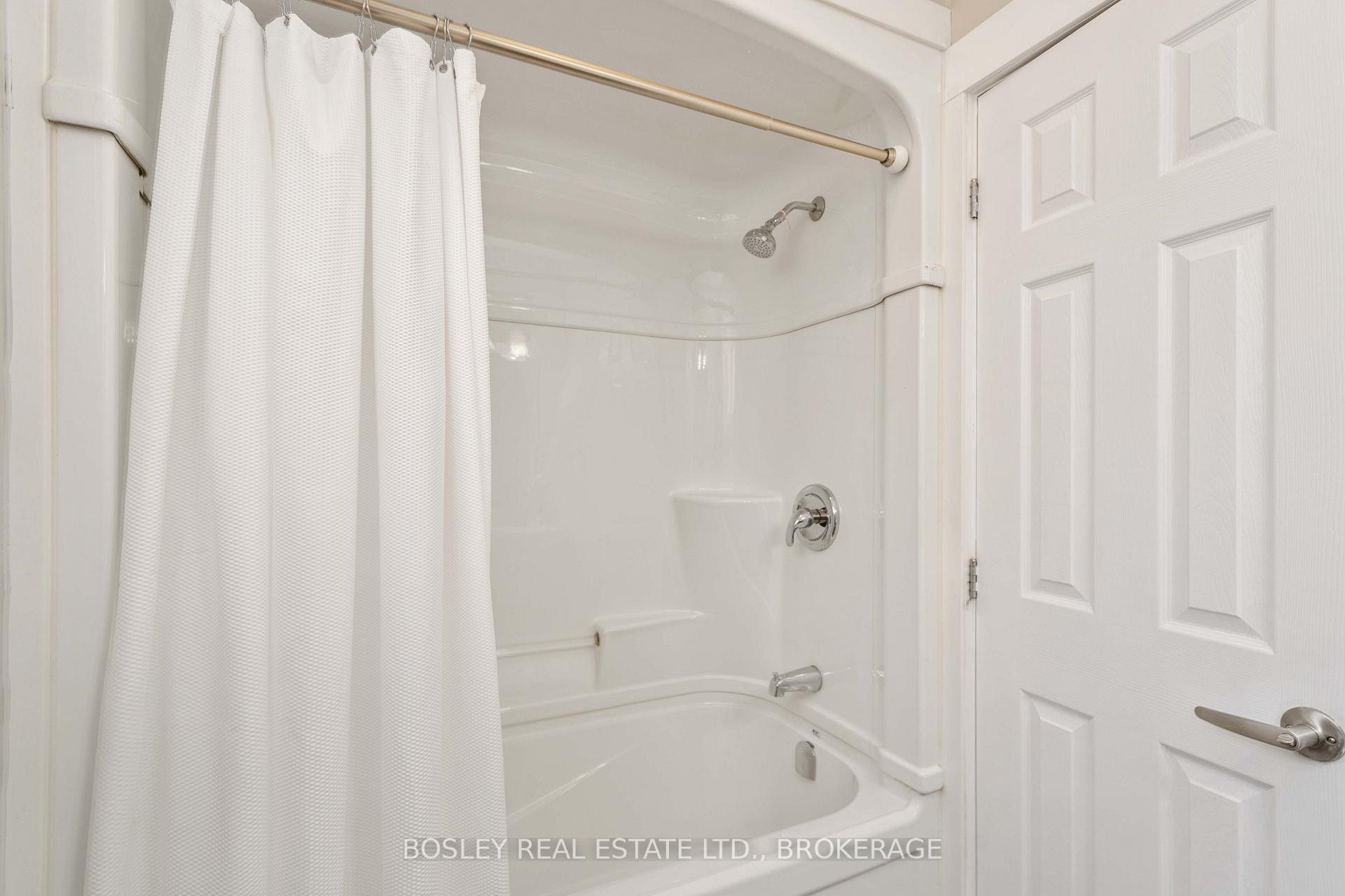 Photo 20 of 13 Herrick Avenue, St. Catharines, E. Chester — HOMEH