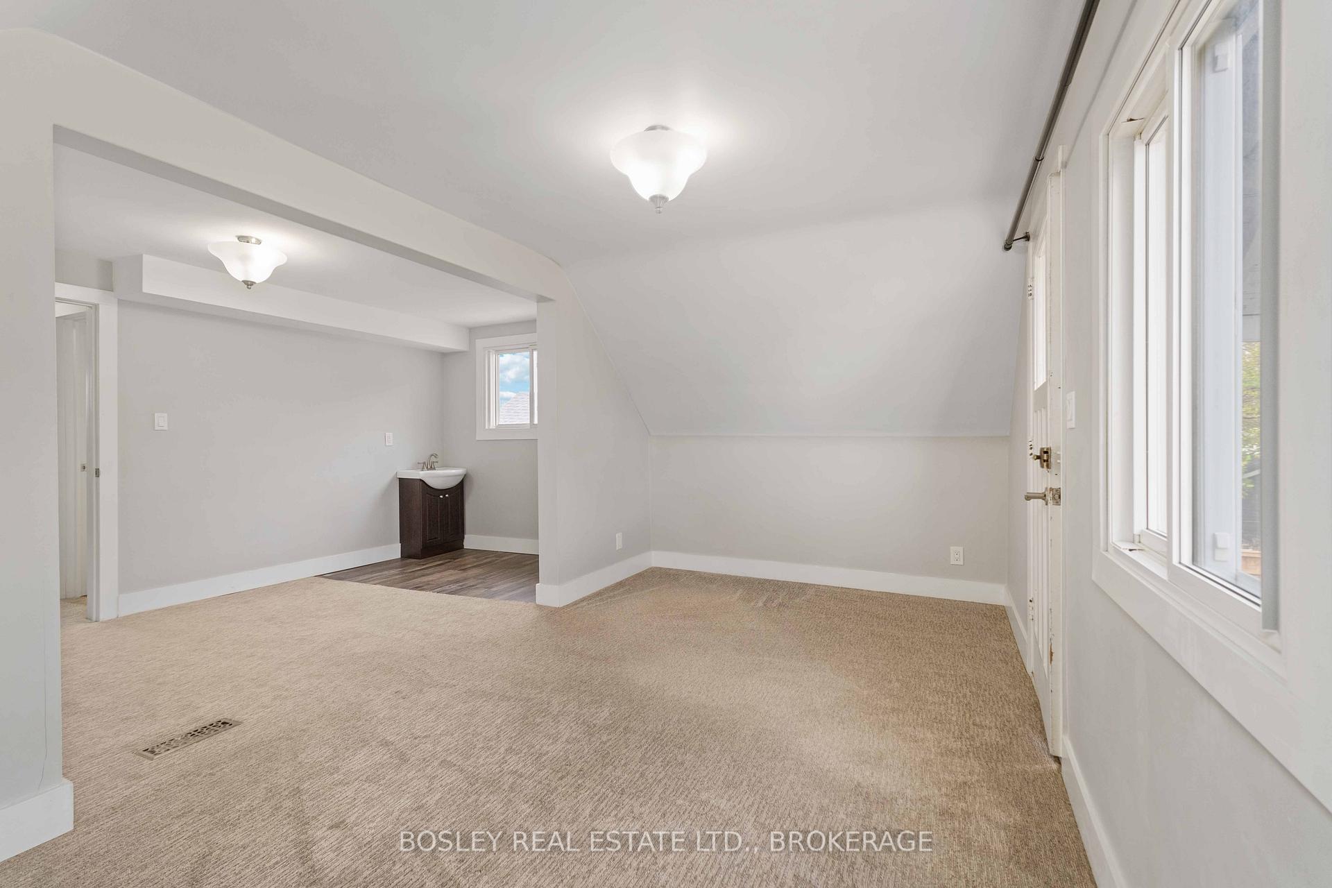 Photo 23 of 13 Herrick Avenue, St. Catharines, E. Chester — HOMEH