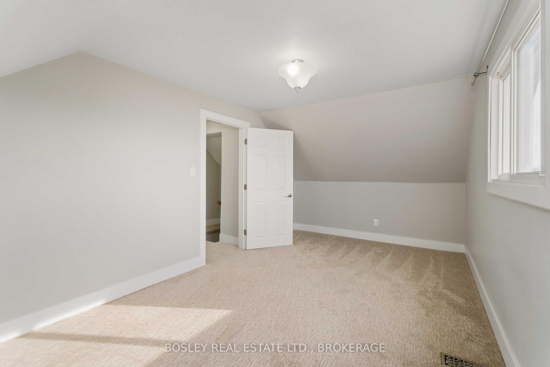 Photo 27 of 13 Herrick Avenue, St. Catharines, E. Chester — HOMEH