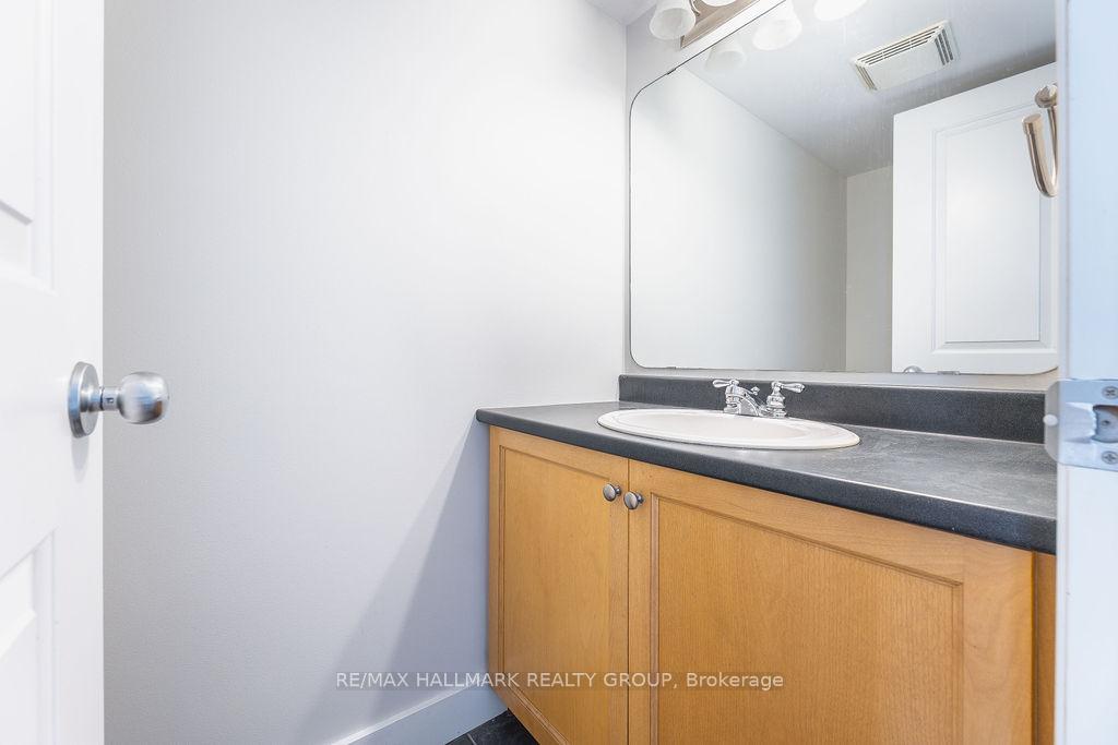 Photo 4 of 510 Burleigh Private, Ottawa, Cyrville — HOMEH