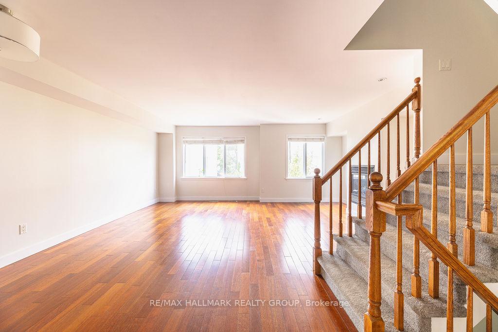 Photo 8 of 510 Burleigh Private, Ottawa, Cyrville — HOMEH