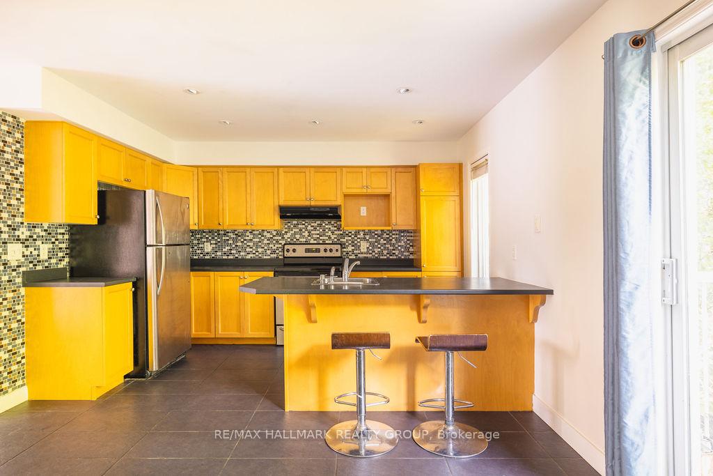 Photo 29 of 510 Burleigh Private, Ottawa, Cyrville — HOMEH