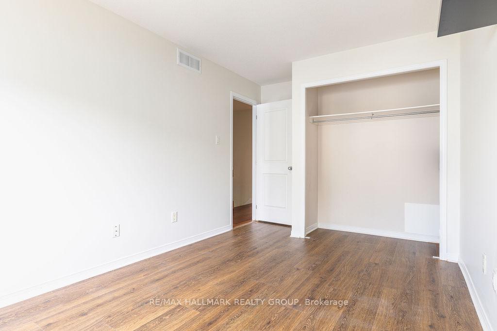 Photo 23 of 510 Burleigh Private, Ottawa, Cyrville — HOMEH