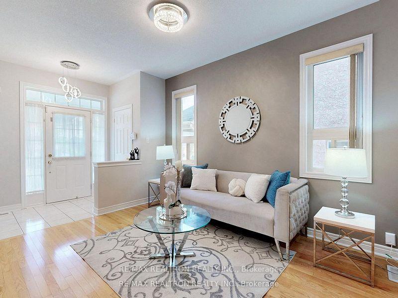 Photo 3 of 64 Gower Crescent, Brampton, Sandringham-Wellington — HOMEH