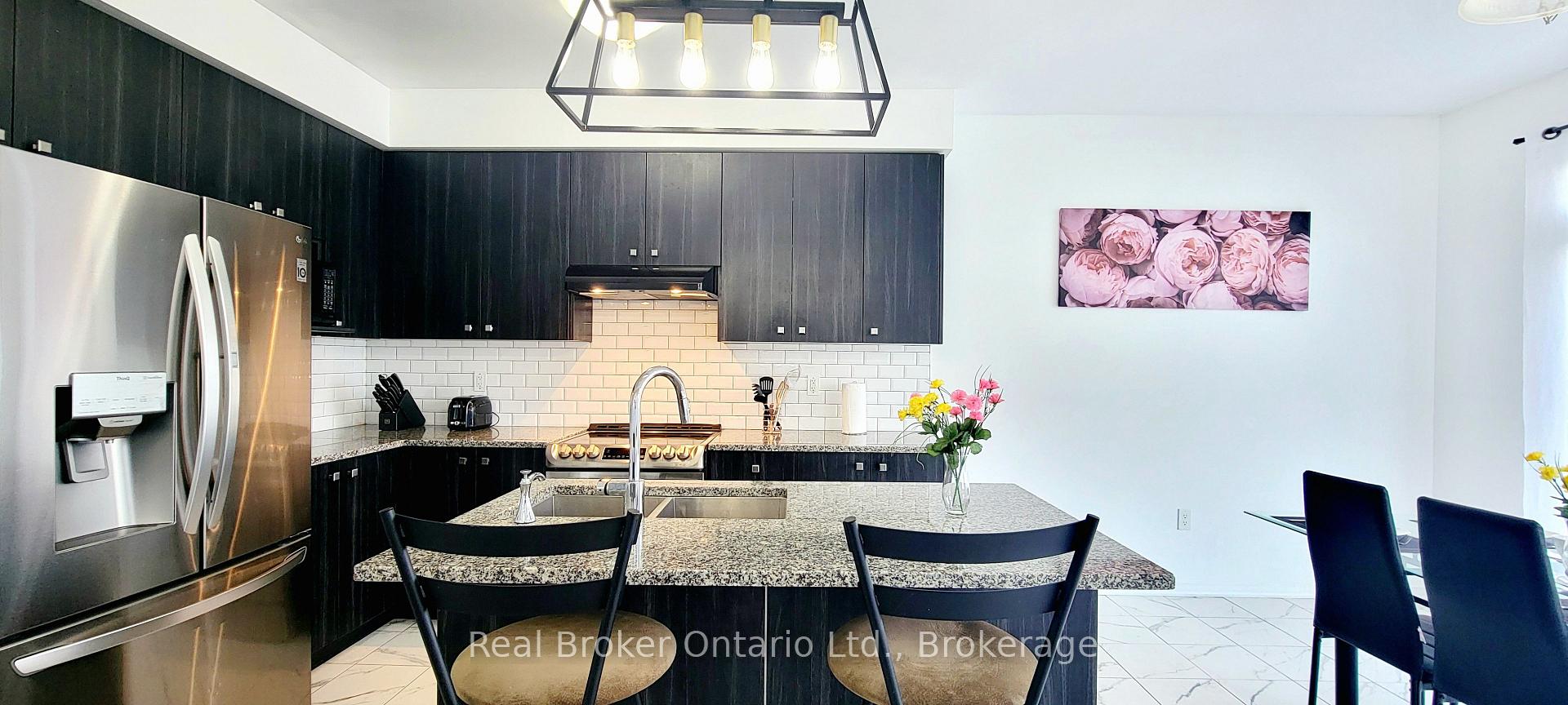 Photo 6 of 112 Queen Mary Boulevard, Hamilton, Stoney Creek Mountain — HOMEH