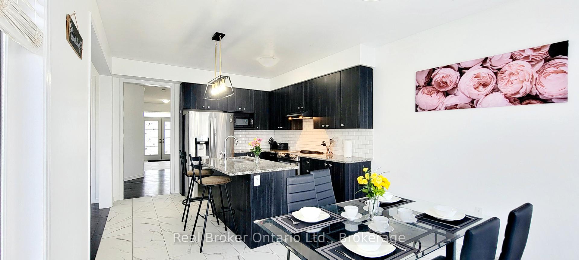 Photo 11 of 112 Queen Mary Boulevard, Hamilton, Stoney Creek Mountain — HOMEH