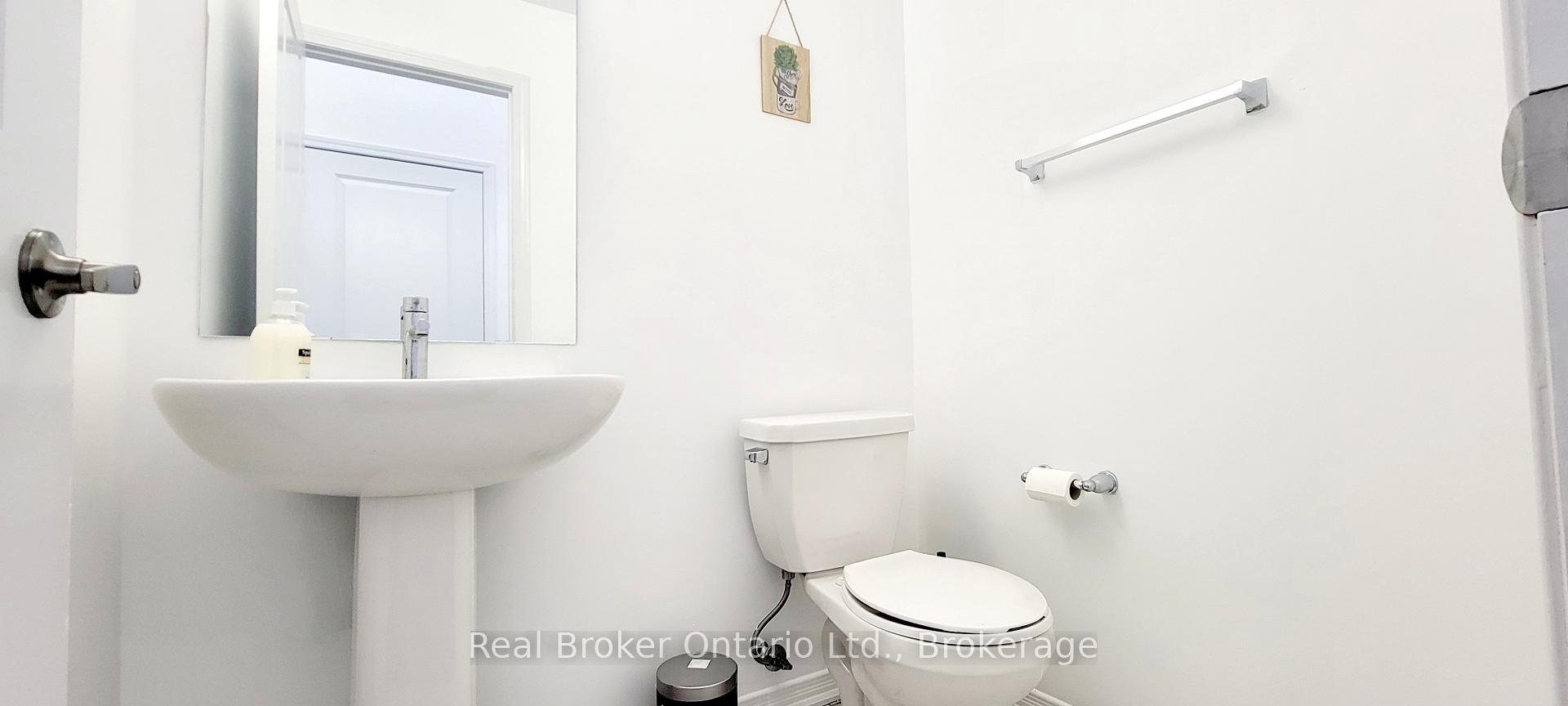 Photo 15 of 112 Queen Mary Boulevard, Hamilton, Stoney Creek Mountain — HOMEH