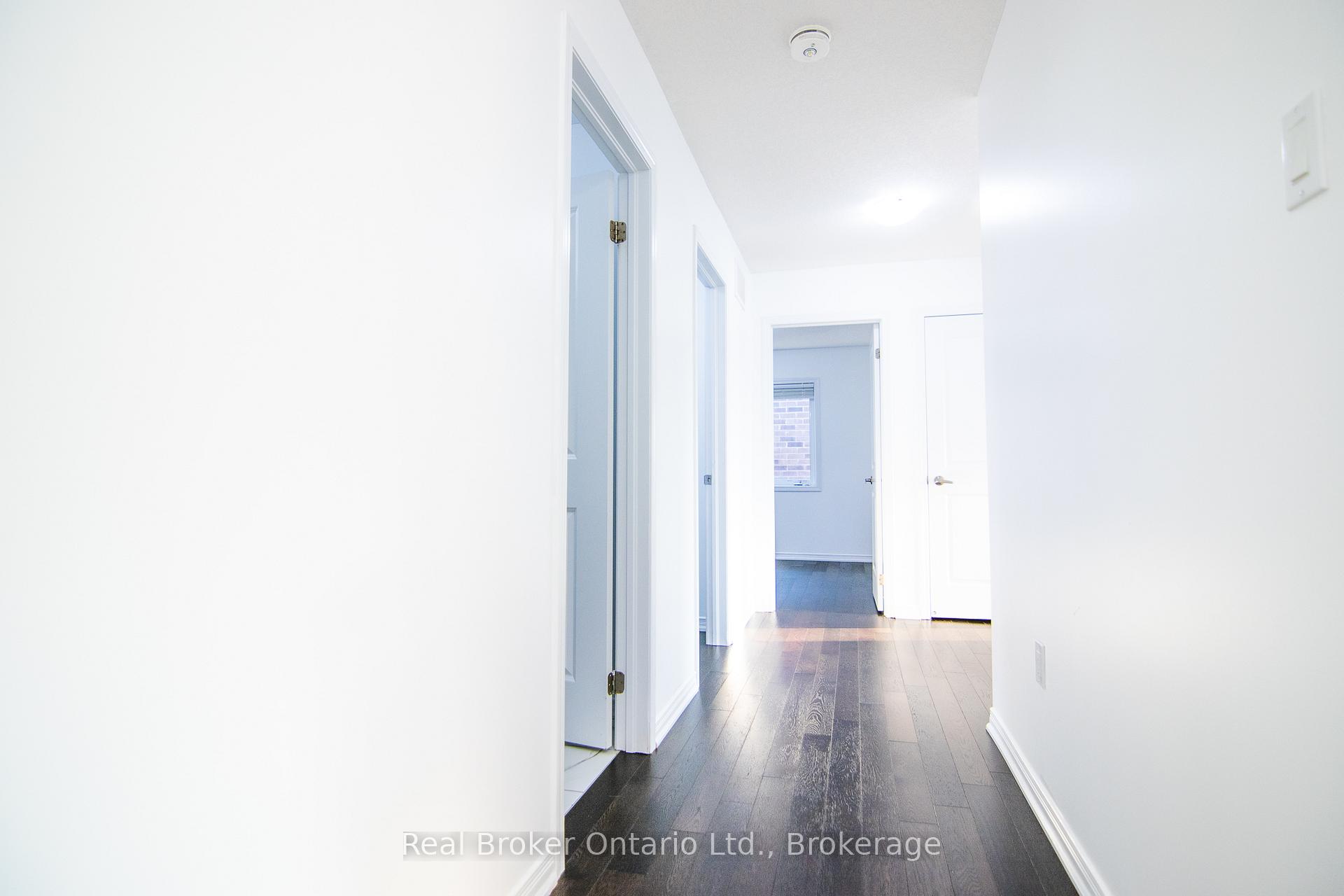 Photo 17 of 112 Queen Mary Boulevard, Hamilton, Stoney Creek Mountain — HOMEH