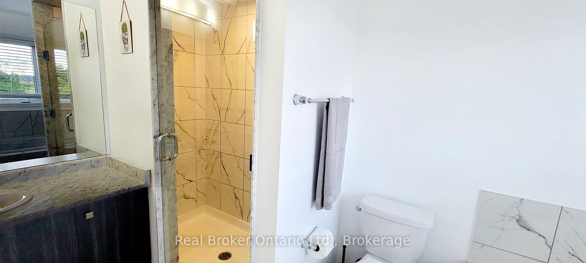 Photo 23 of 112 Queen Mary Boulevard, Hamilton, Stoney Creek Mountain — HOMEH