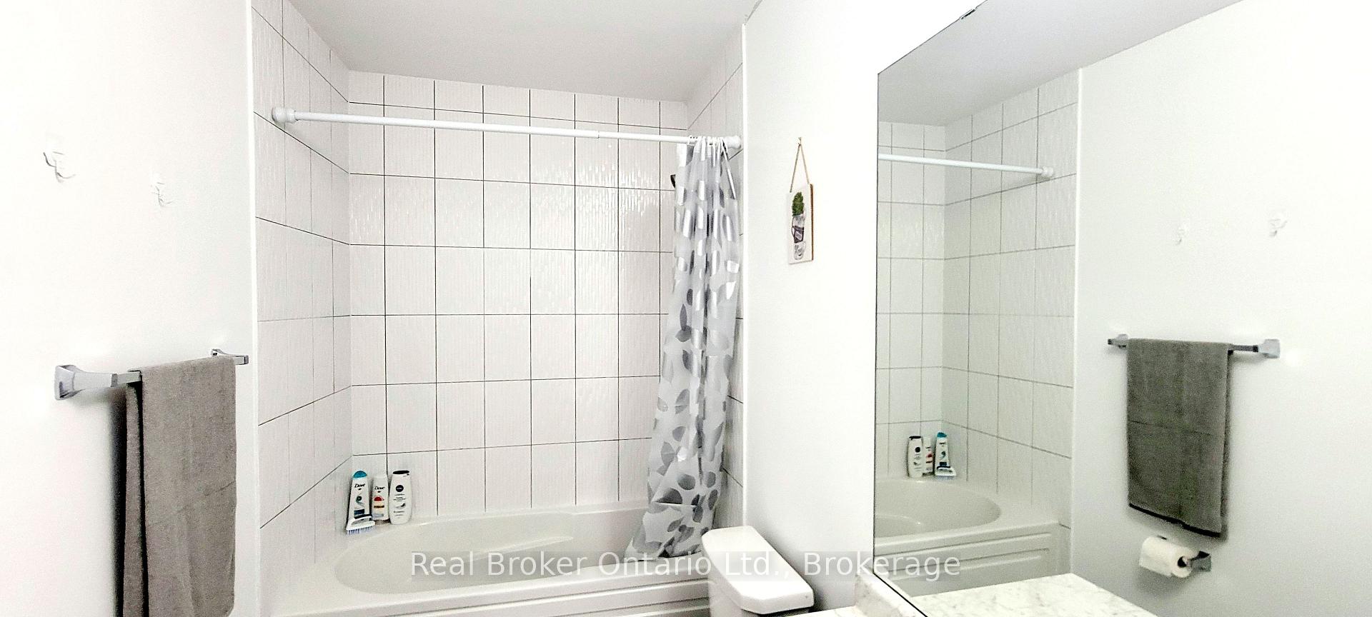 Photo 32 of 112 Queen Mary Boulevard, Hamilton, Stoney Creek Mountain — HOMEH
