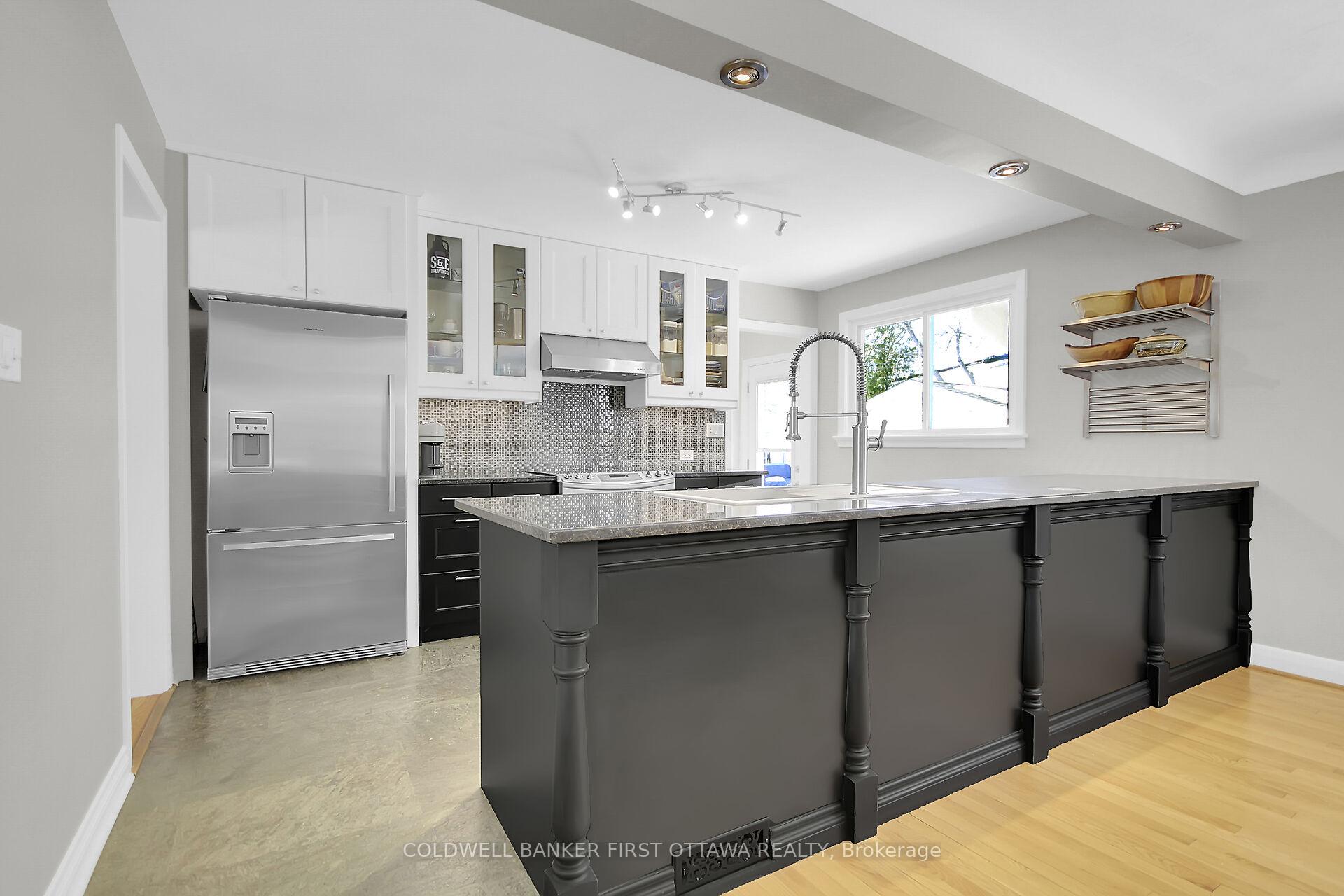 Photo 15 of 1343 Dorchester Avenue, Ottawa, Carlington — HOMEH