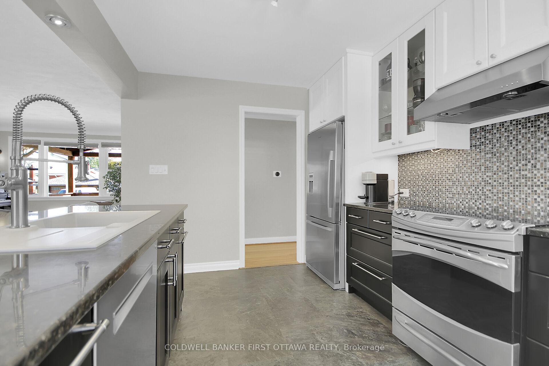Photo 19 of 1343 Dorchester Avenue, Ottawa, Carlington — HOMEH