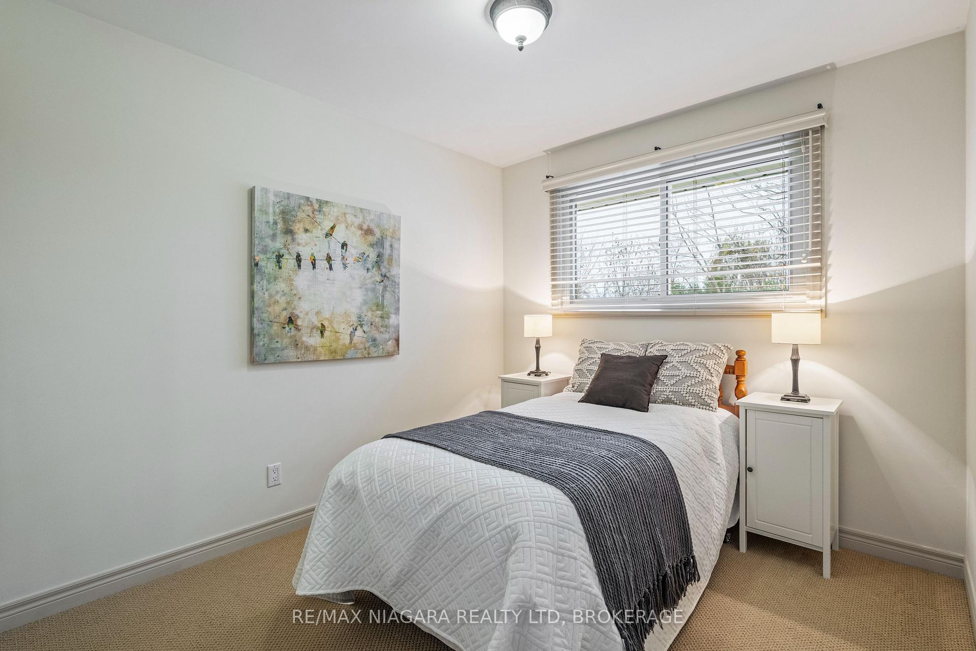 Photo 19 of 100 Sherman Drive, St. Catharines, Lakeport — HOMEH