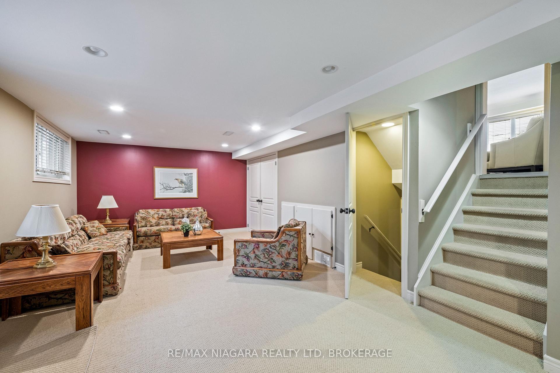 Photo 23 of 100 Sherman Drive, St. Catharines, Lakeport — HOMEH