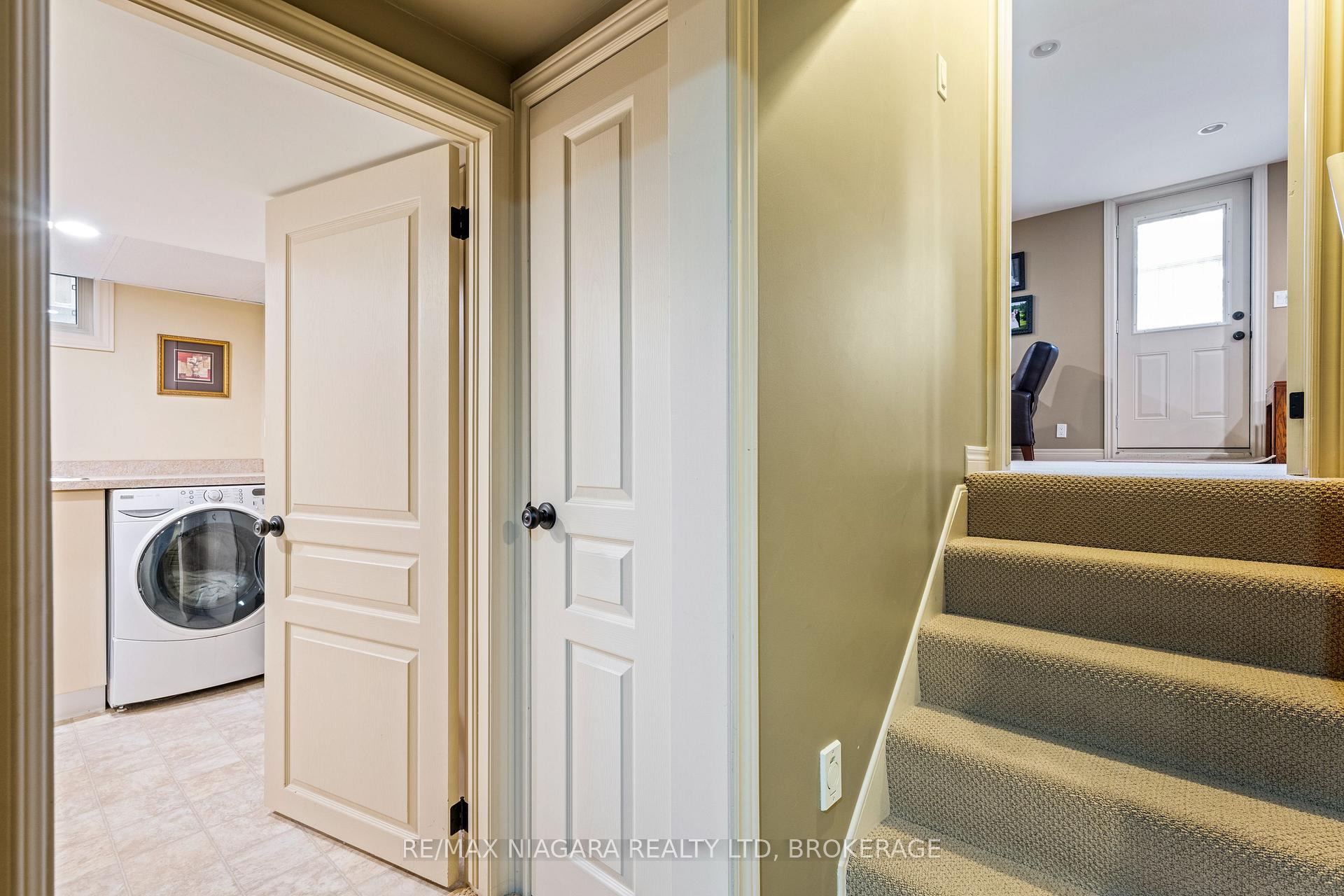 Photo 31 of 100 Sherman Drive, St. Catharines, Lakeport — HOMEH