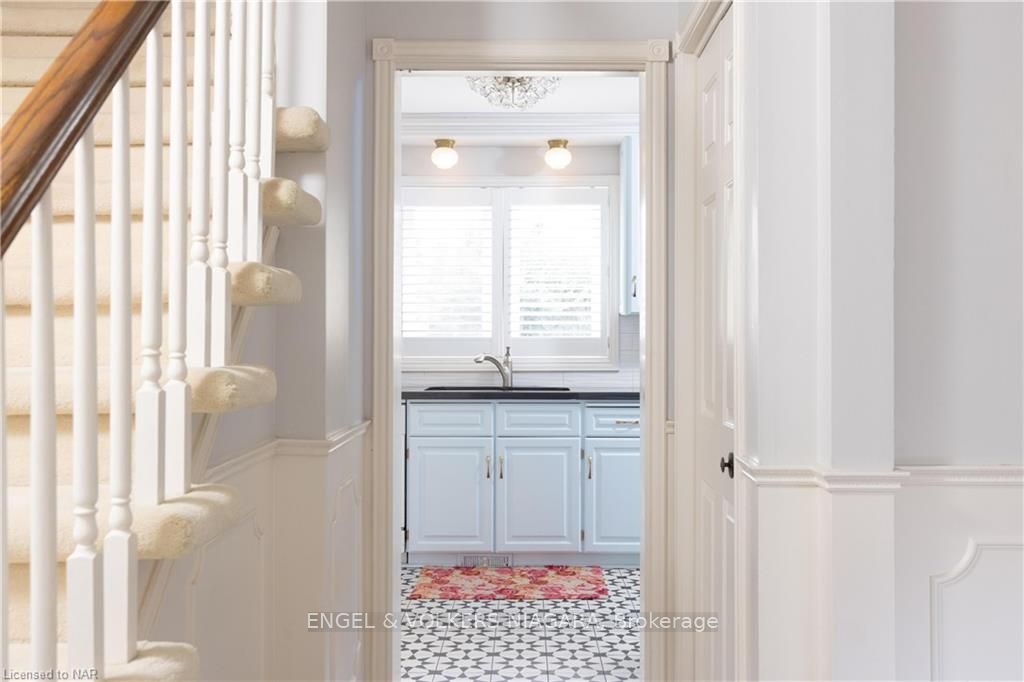 Photo 5 of 22 Port Master Drive, St. Catharines, Martindale Pond — HOMEH