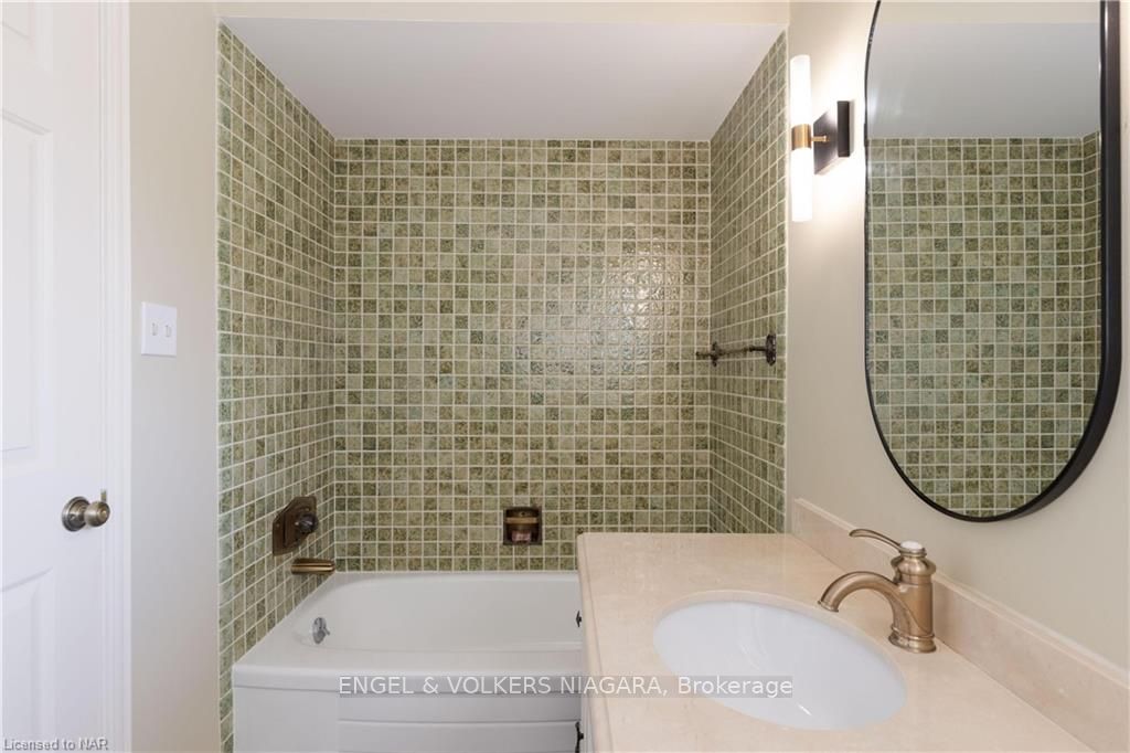 Photo 23 of 22 Port Master Drive, St. Catharines, Martindale Pond — HOMEH