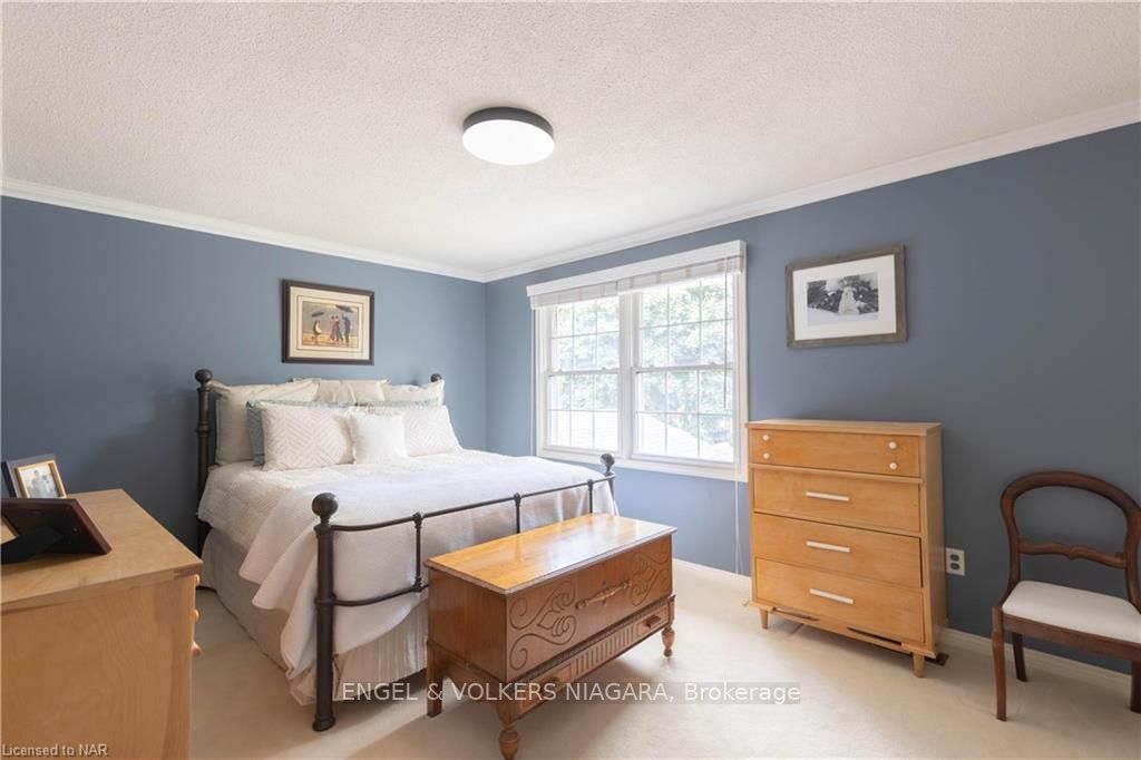 Photo 25 of 22 Port Master Drive, St. Catharines, Martindale Pond — HOMEH