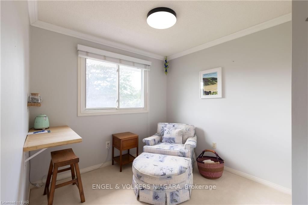Photo 26 of 22 Port Master Drive, St. Catharines, Martindale Pond — HOMEH