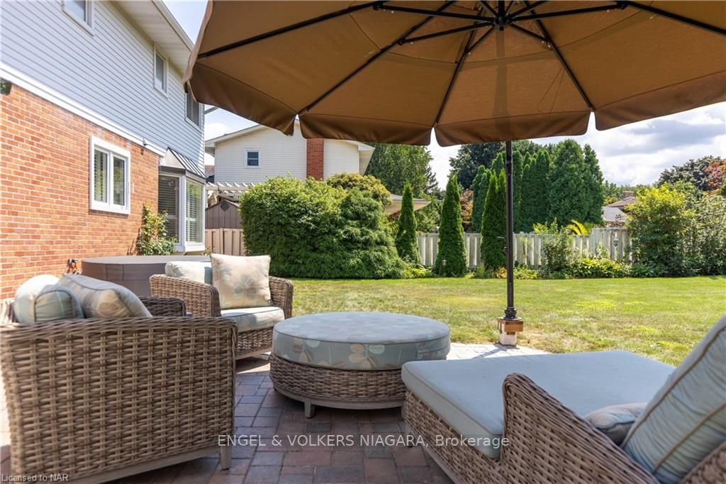 Photo 31 of 22 Port Master Drive, St. Catharines, Martindale Pond — HOMEH