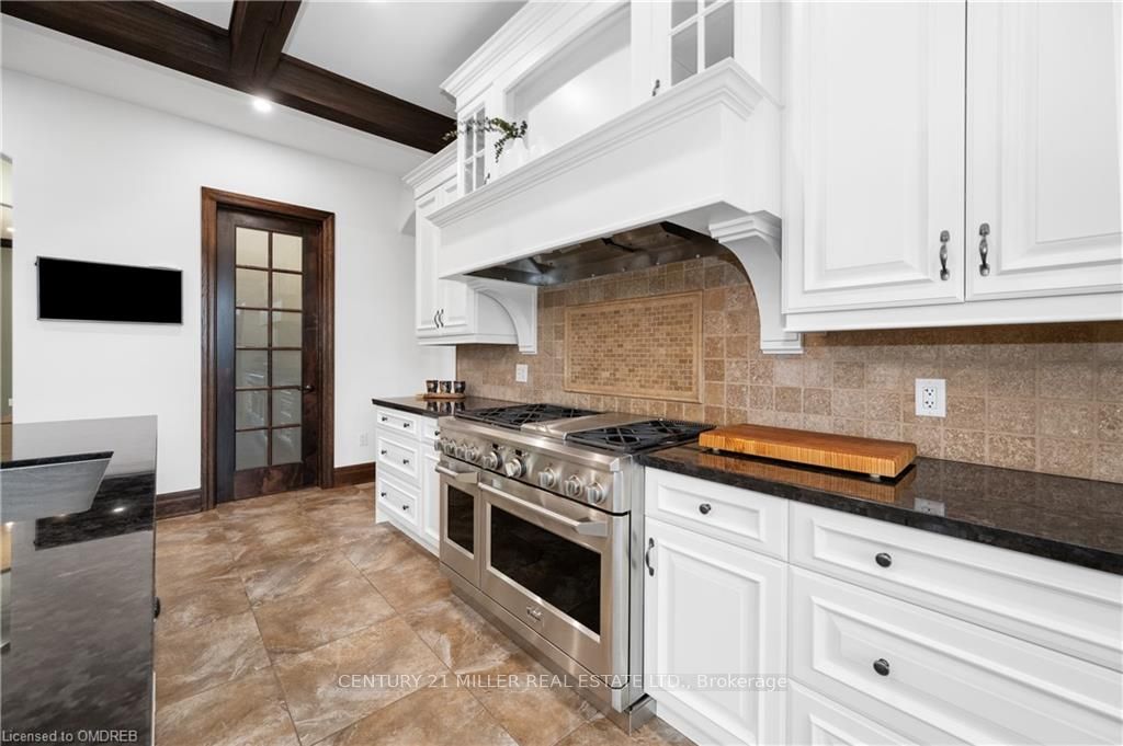 Photo 10 of 1173 Powerline Rd, Hamilton, Rural Ancaster — HOMEH