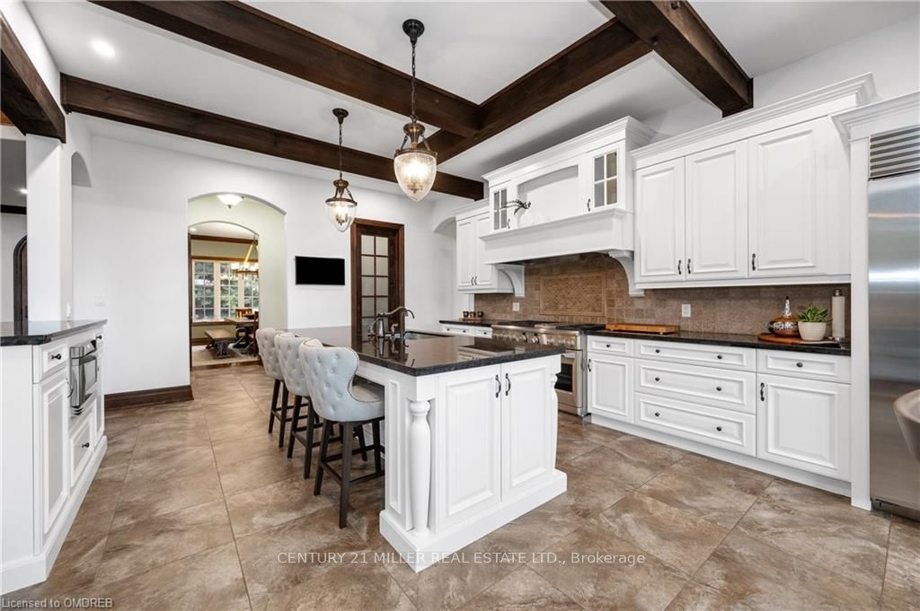 Photo 11 of 1173 Powerline Rd, Hamilton, Rural Ancaster — HOMEH