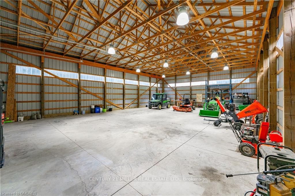 Photo 33 of 1173 Powerline Rd, Hamilton, Rural Ancaster — HOMEH