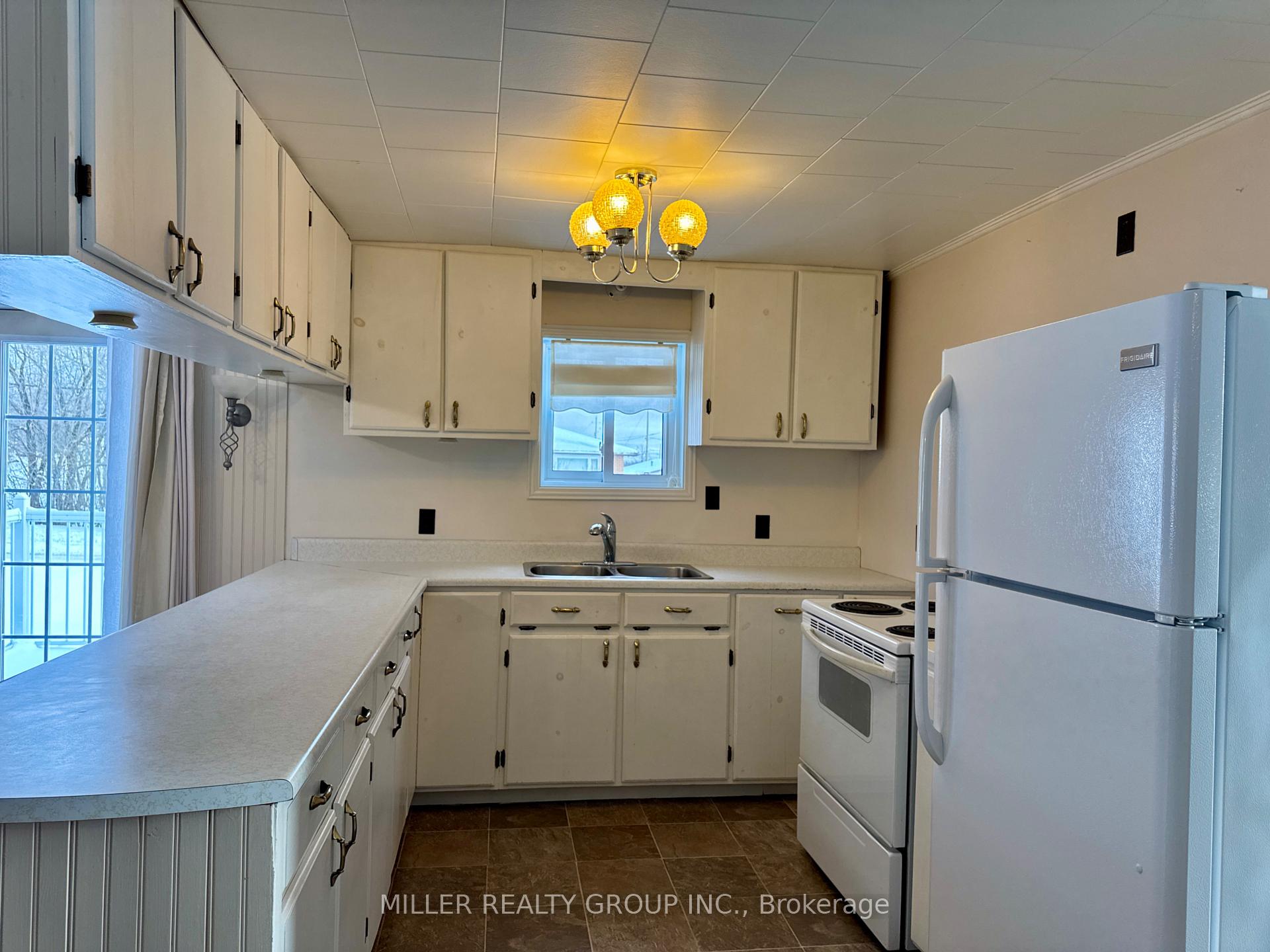 Photo 18 of 399 Lakeview Avenue, Temiskaming Shores, Haileybury — HOMEH